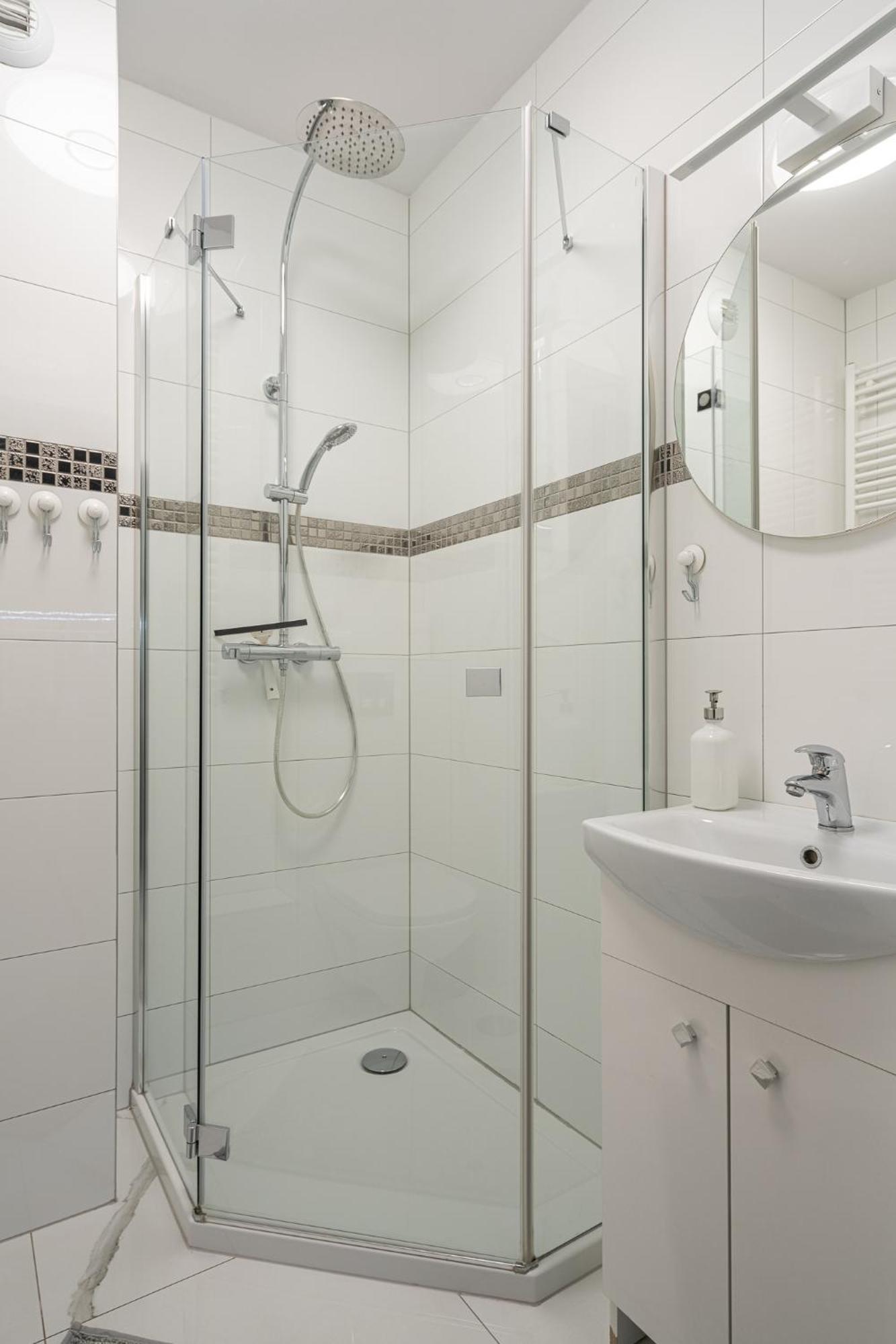 Rentplanet - Apartamenty Na Grobli Wroclaw Luaran gambar